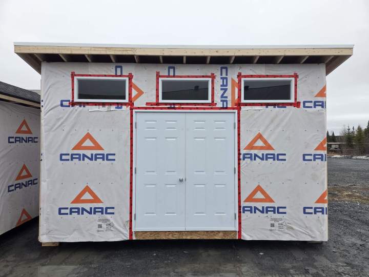 Ajout de finition extérieure de votre choix en sus