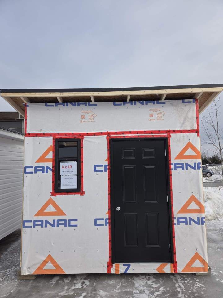 Ajout de finition extérieure de votre choix en sus